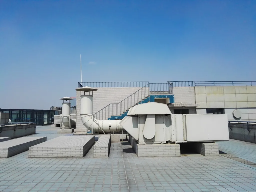 roof ventilation duct
